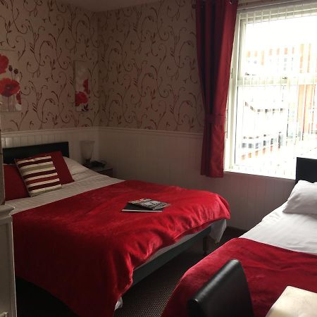 Kingscliff Bed & Breakfast Blackpool Exterior photo