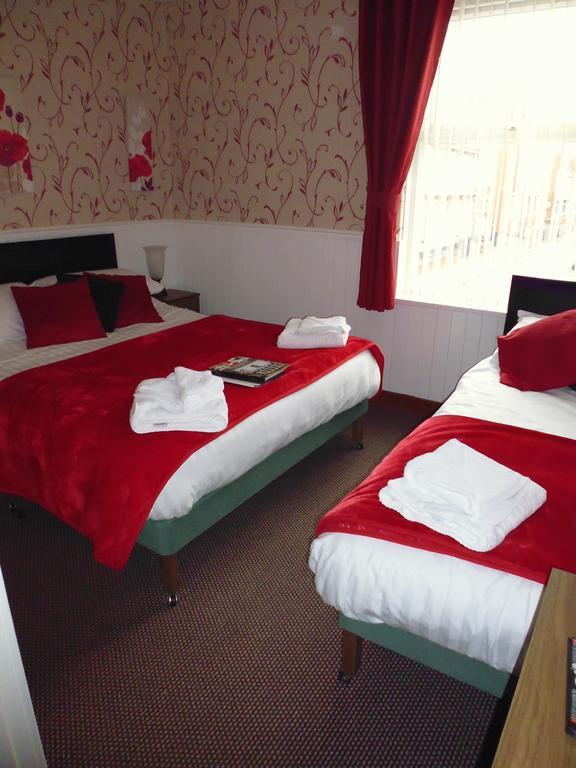 Kingscliff Bed & Breakfast Blackpool Exterior photo