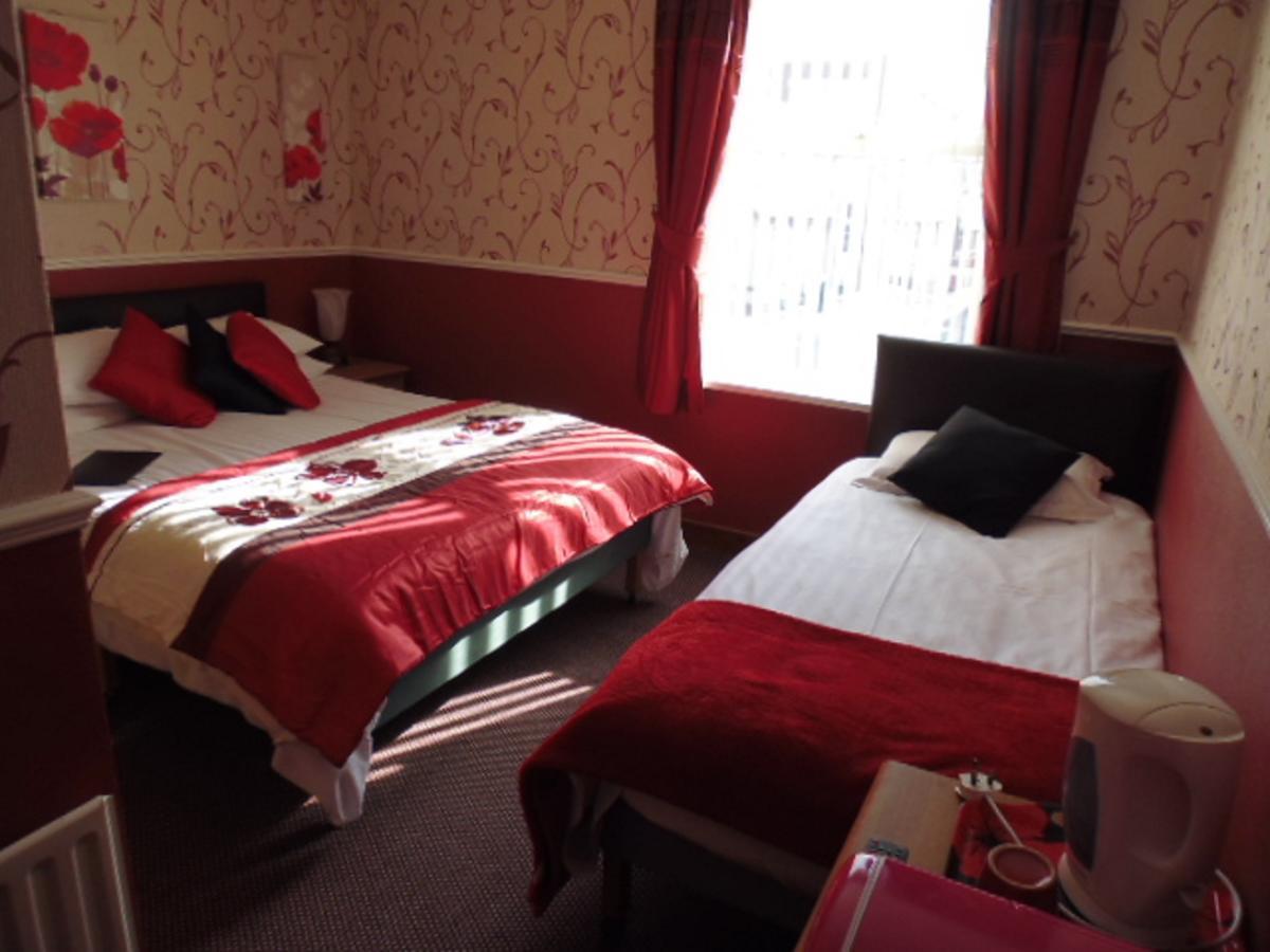 Kingscliff Bed & Breakfast Blackpool Exterior photo