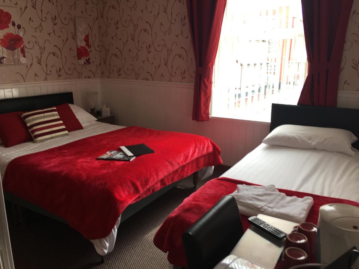 Kingscliff Bed & Breakfast Blackpool Exterior photo