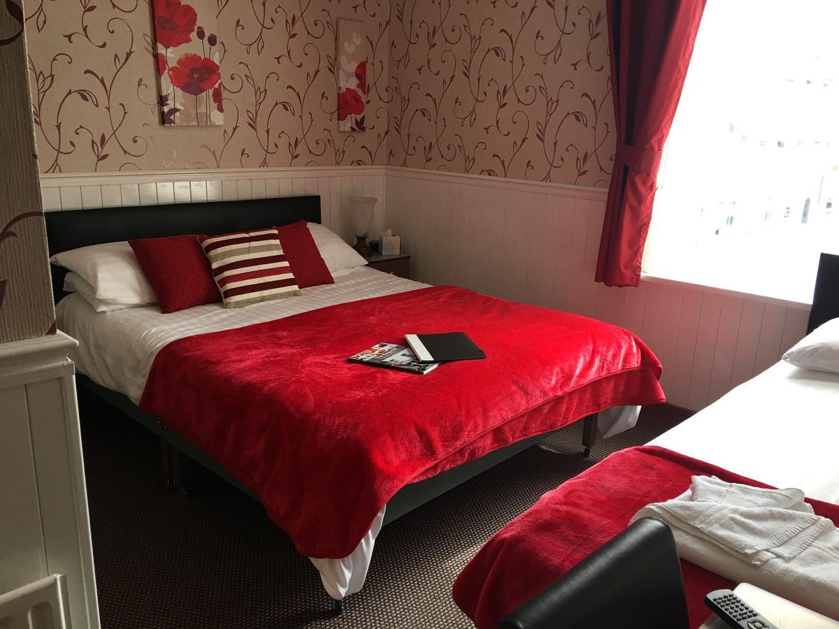 Kingscliff Bed & Breakfast Blackpool Exterior photo